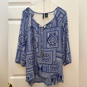 New Decisions Flowy Top